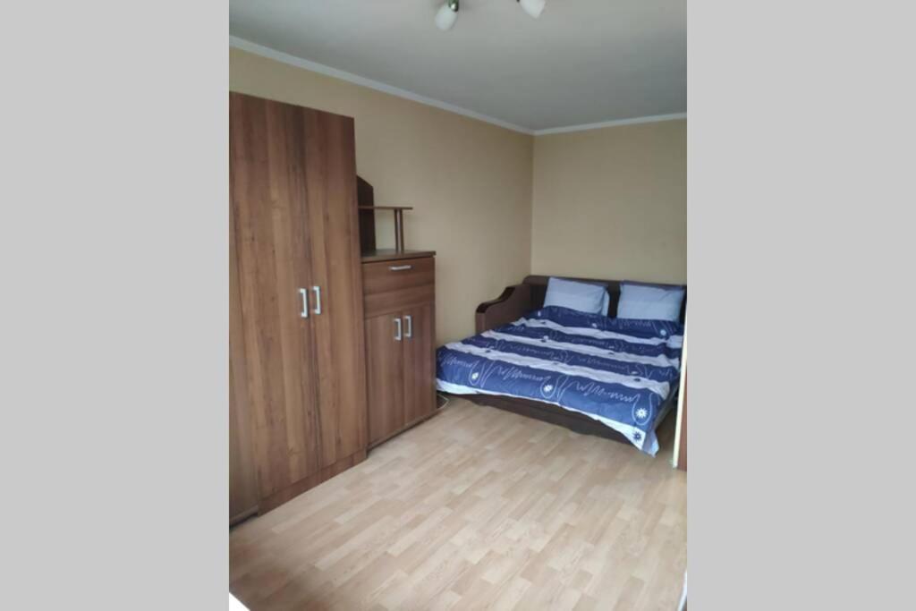 Small Apartment For 2 키예프 외부 사진