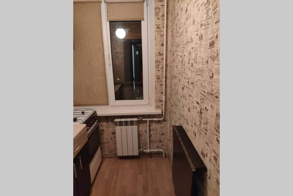 Small Apartment For 2 키예프 외부 사진
